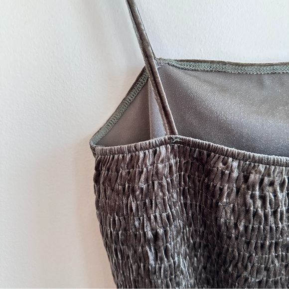 DONT ASK WHY Green Crushed Velvet Tanktop - Picture 3 of 4